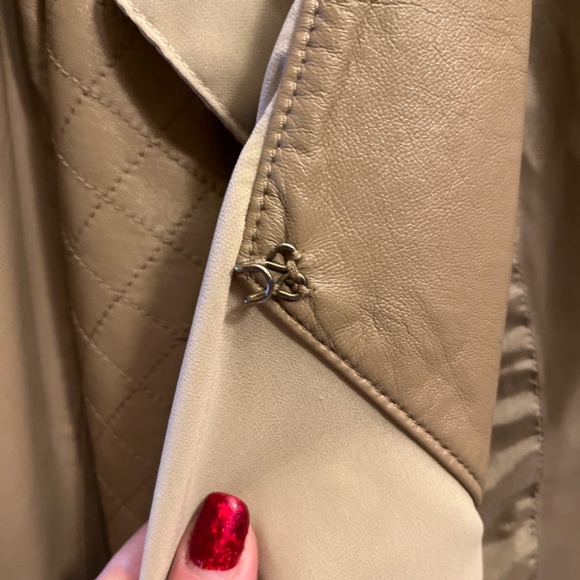 Super Cute Real Nappa Leather Jacket.  Taupe Color Leather.  Sz. 10. - Picture 12 of 13